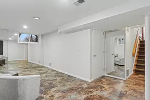 1212 Wines Dr, Ann Arbor, MI 48103 - Photo 21