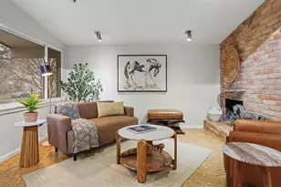 1212 Wines Dr, Ann Arbor, MI 48103 - Photo 3