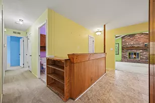 15600 Sunset St, Livonia, MI 48154 - Photo 7