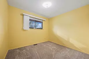 15600 Sunset St, Livonia, MI 48154 - Photo 17