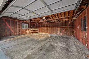 15600 Sunset St, Livonia, MI 48154 - Photo 3