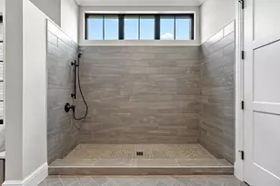 48000 W 8 Mile Road W, Farmington Hills, MI 48167 - Photo 25