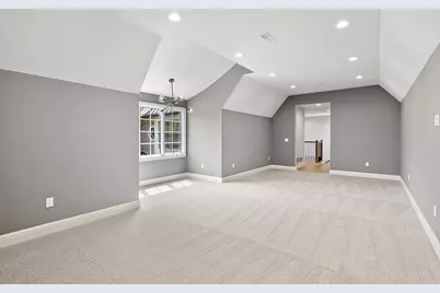 48000 W 8 Mile Road W, Farmington Hills, MI 48167 - Photo 47