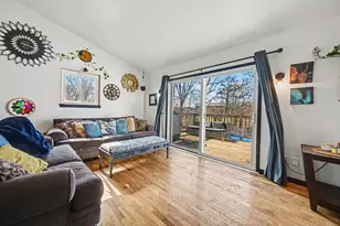 2429 Cumberland St, Kalamazoo, MI 49006 - Photo 9