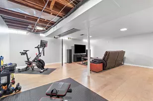 1126 Wines Dr, Ann Arbor, MI 48103 - Photo 33