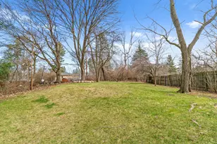 1126 Wines Dr, Ann Arbor, MI 48103 - Photo 39