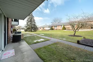230 S State St, Zeeland, MI 49464 - Photo 33