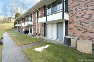 230 S State St, Zeeland, MI 49464 - Photo 31