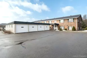 230 S State St, Zeeland, MI 49464 - Photo 27