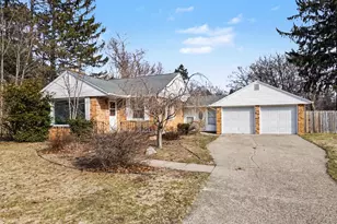 1295 Pontiac Rd, Benton Harbor, MI 49022 - Photo 1