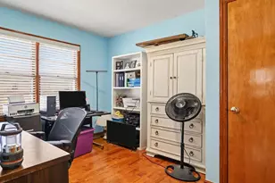 1295 Pontiac Rd, Benton Harbor, MI 49022 - Photo 13