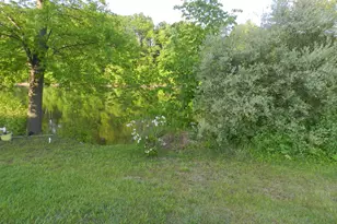 558 Swan River Dr, Benton Harbor, MI 49022 - Photo 37