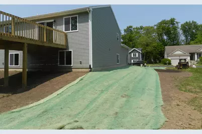 558 Swan River Drive, Benton Harbor, MI 49022 - Photo 29