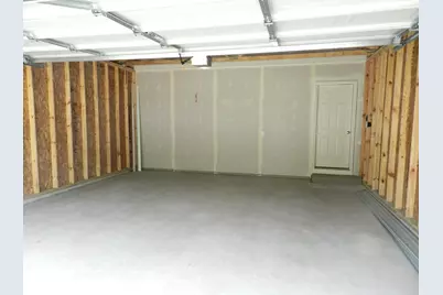558 Swan River Drive, Benton Harbor, MI 49022 - Photo 33