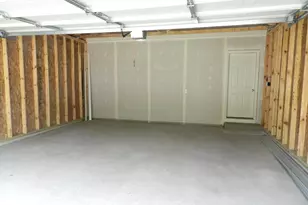 558 Swan River Dr, Benton Harbor, MI 49022 - Photo 33