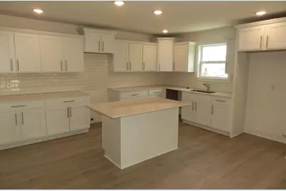 558 Swan River Drive, Benton Harbor, MI 49022 - Photo 5