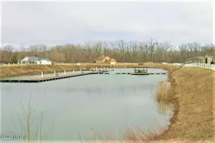 558 Swan River Dr, Benton Harbor, MI 49022 - Photo 43