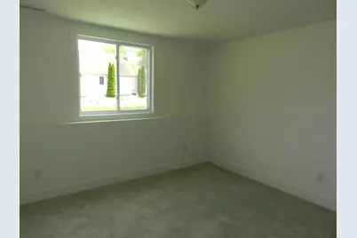 558 Swan River Drive, Benton Harbor, MI 49022 - Photo 23