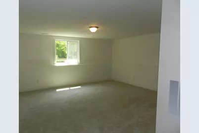 558 Swan River Drive, Benton Harbor, MI 49022 - Photo 17