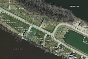 558 Swan River Dr, Benton Harbor, MI 49022 - Photo 47