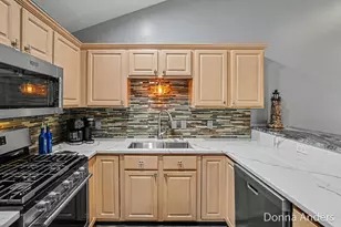 17595 Park Pl Cir, Spring Lake, MI 49456 - Photo 13