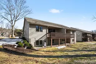 17595 Park Pl Cir, Spring Lake, MI 49456 - Photo 3