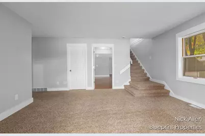 7093 Peninsula Drive NE, Rockford, MI 49341 - Photo 23