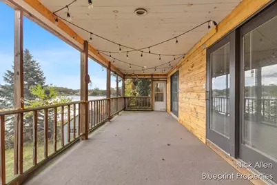 7093 Peninsula Drive NE, Rockford, MI 49341 - Photo 29