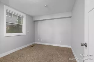 7093 Peninsula Dr NE, Rockford, MI 49341 - Photo 27