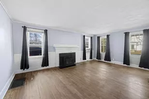 718 Regent St, Niles, MI 49120 - Photo 3