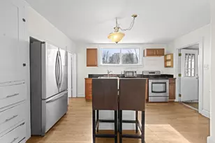 718 Regent St, Niles, MI 49120 - Photo 7