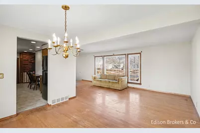 4732 Foxcroft Avenue NW, Comstock Park, MI 49321 - Photo 5