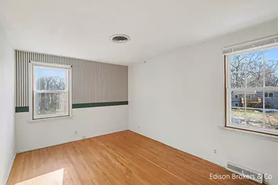 4732 Foxcroft Avenue NW, Comstock Park, MI 49321 - Photo 15