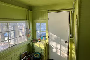 302 W Lincoln Ave, Ionia, MI 48846 - Photo 31