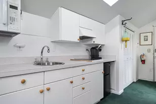 921 E Huron St, Ann Arbor, MI 48104 - Photo 9