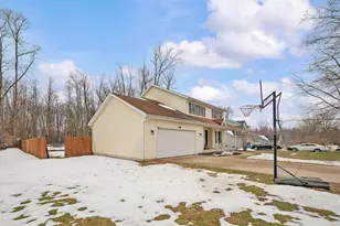 1661 S 14th St, Niles, MI 49120 - Photo 3