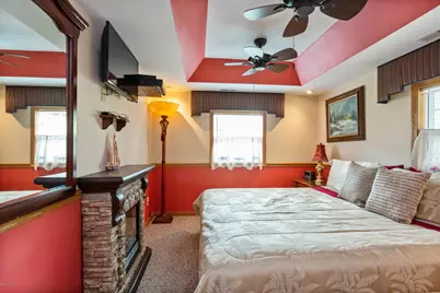 321 E Merchant Street, New Buffalo, MI 49117 - Photo 5