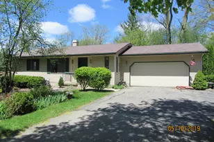 2645 Cascade Rd SE, Grand Rapids, MI 49506 - Photo 33