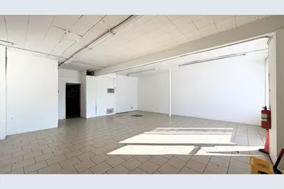 800 W Willow Street, Lansing, MI 48906 - Photo 29