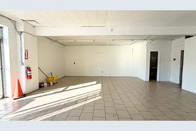 800 W Willow Street, Lansing, MI 48906 - Photo 23