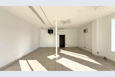 800 W Willow Street, Lansing, MI 48906 - Photo 7