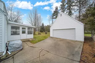 1230 Madison Dr, Adrian, MI 49221 - Photo 31