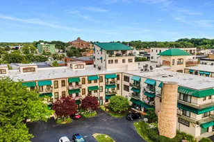 110 N Harbor, Grand Haven, MI 49417 - Photo 3