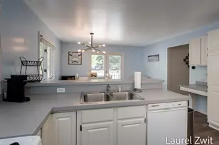 1125 Warner St, Whitehall, MI 49461 - Photo 13