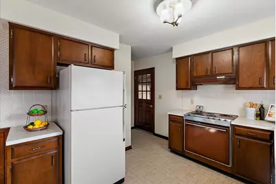 2140 Carol Lane, Stevensville, MI 49127 - Photo 11