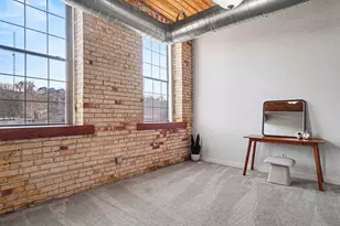 940 Monroe Ave NW, Grand Rapids, MI 49503 - Photo 11