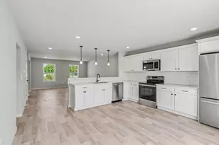 1005 Foxglove Ave, Vicksburg, MI 49097 - Photo 5