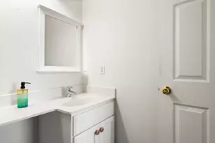 4490 N Squirrel Rd, Auburn Hills, MI 48326 - Photo 47