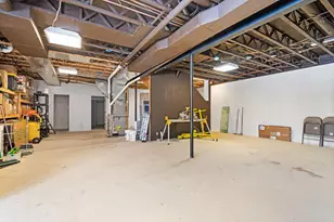 4490 N Squirrel Rd, Auburn Hills, MI 48326 - Photo 55