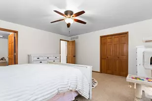 4490 N Squirrel Rd, Auburn Hills, MI 48326 - Photo 21